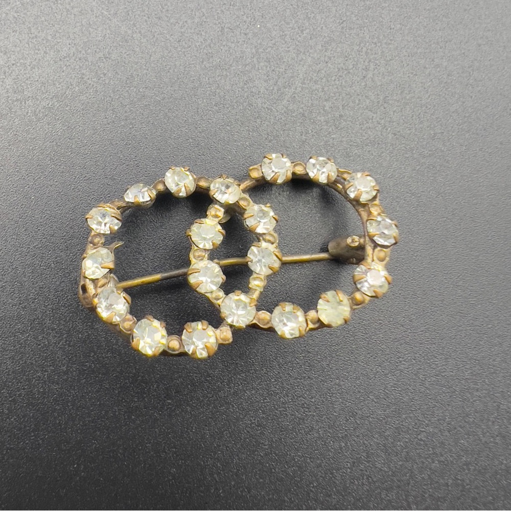 Antique Austrian Prong Set Crystal Brooch Gold Tone Pin Double Loop Circular